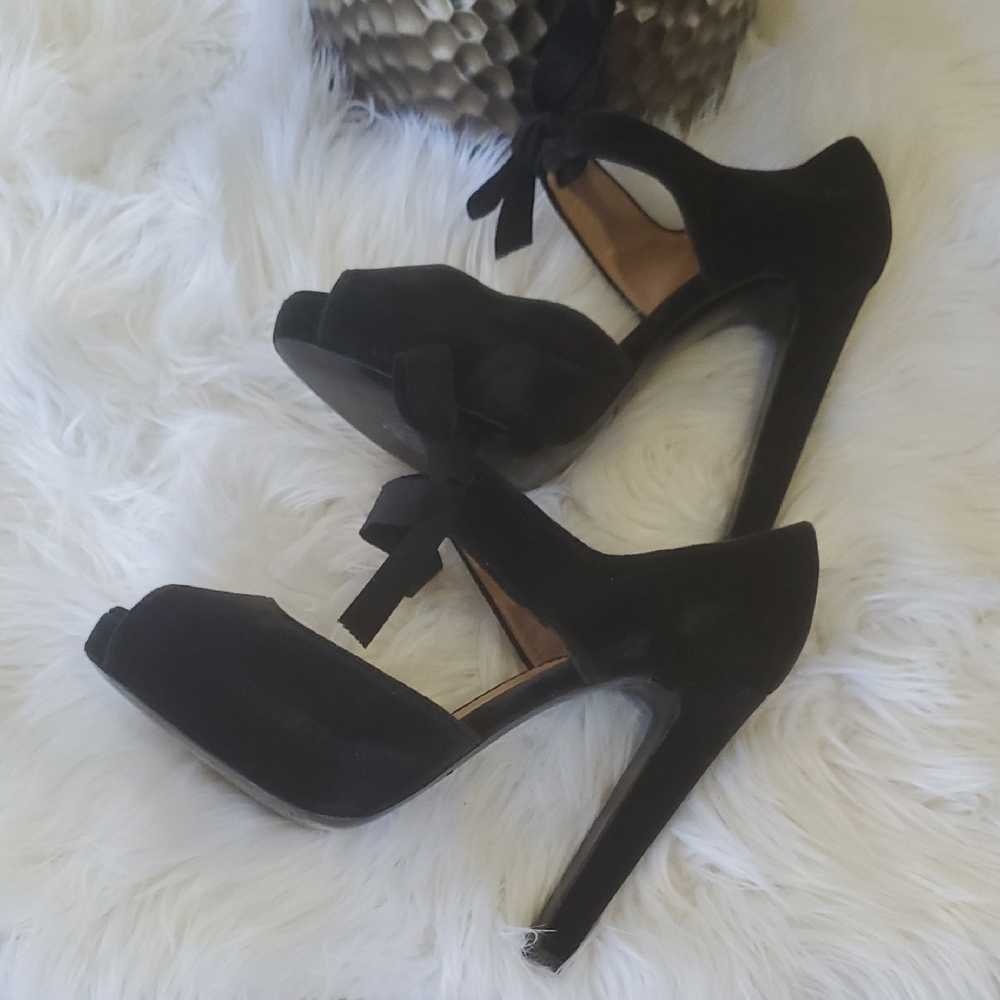 Emporio Armani Velvet Black Heels with Ribbon Tie Detail and Rounded Toe Sz 40 - Picture 5 of 11